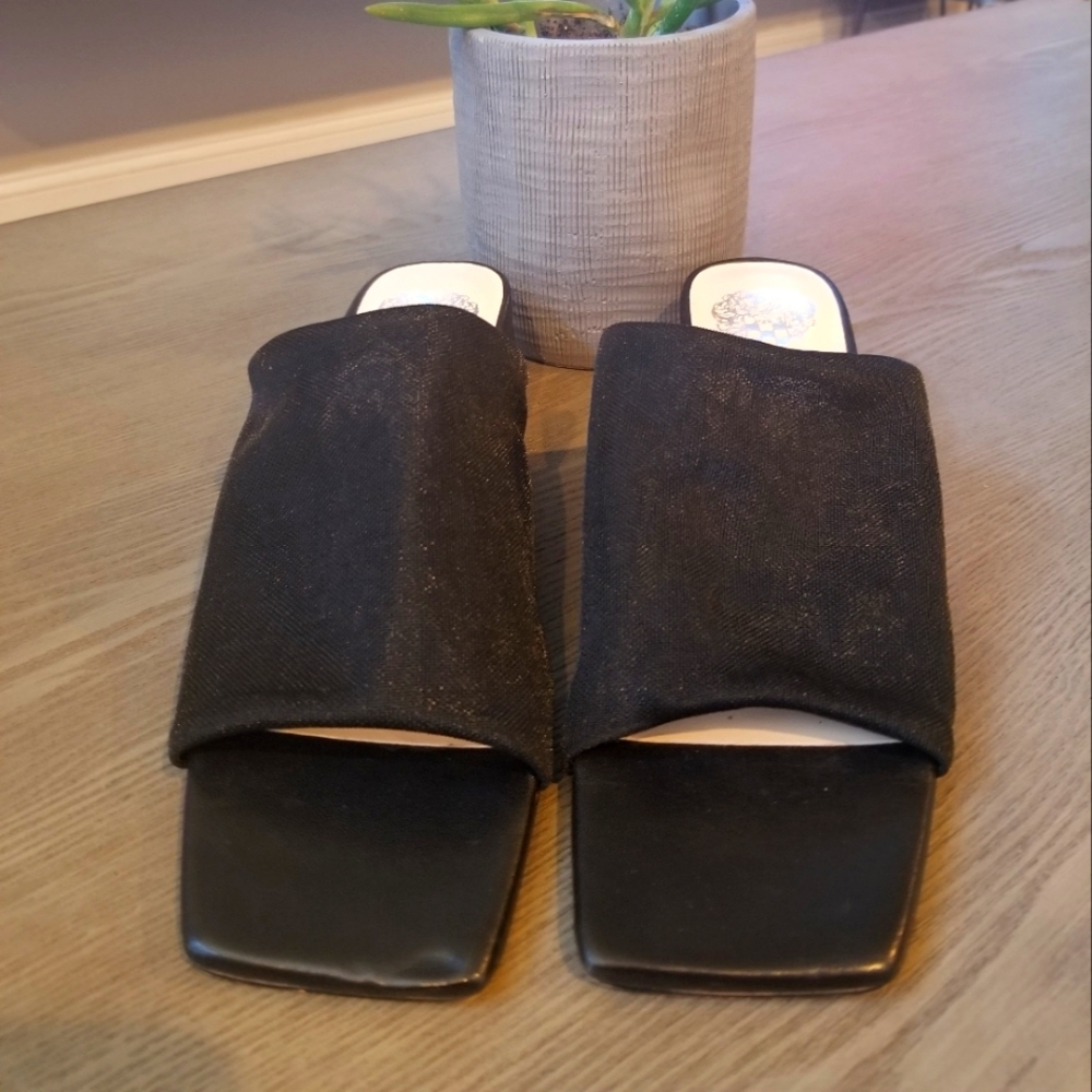 Vince Camuto Mesh slides